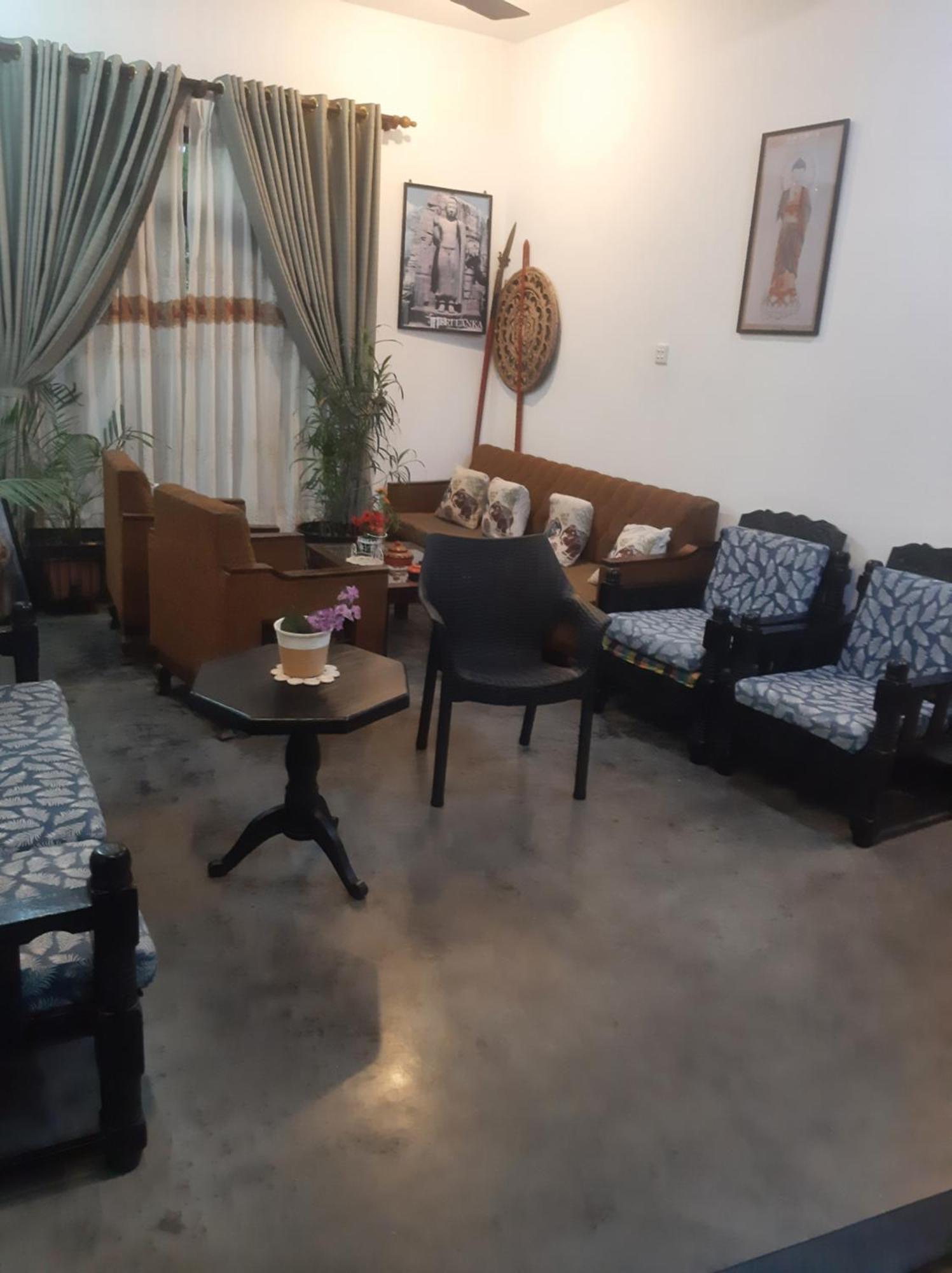 Weerakoon Garden Guest Hotell Hikkaduwa Eksteriør bilde